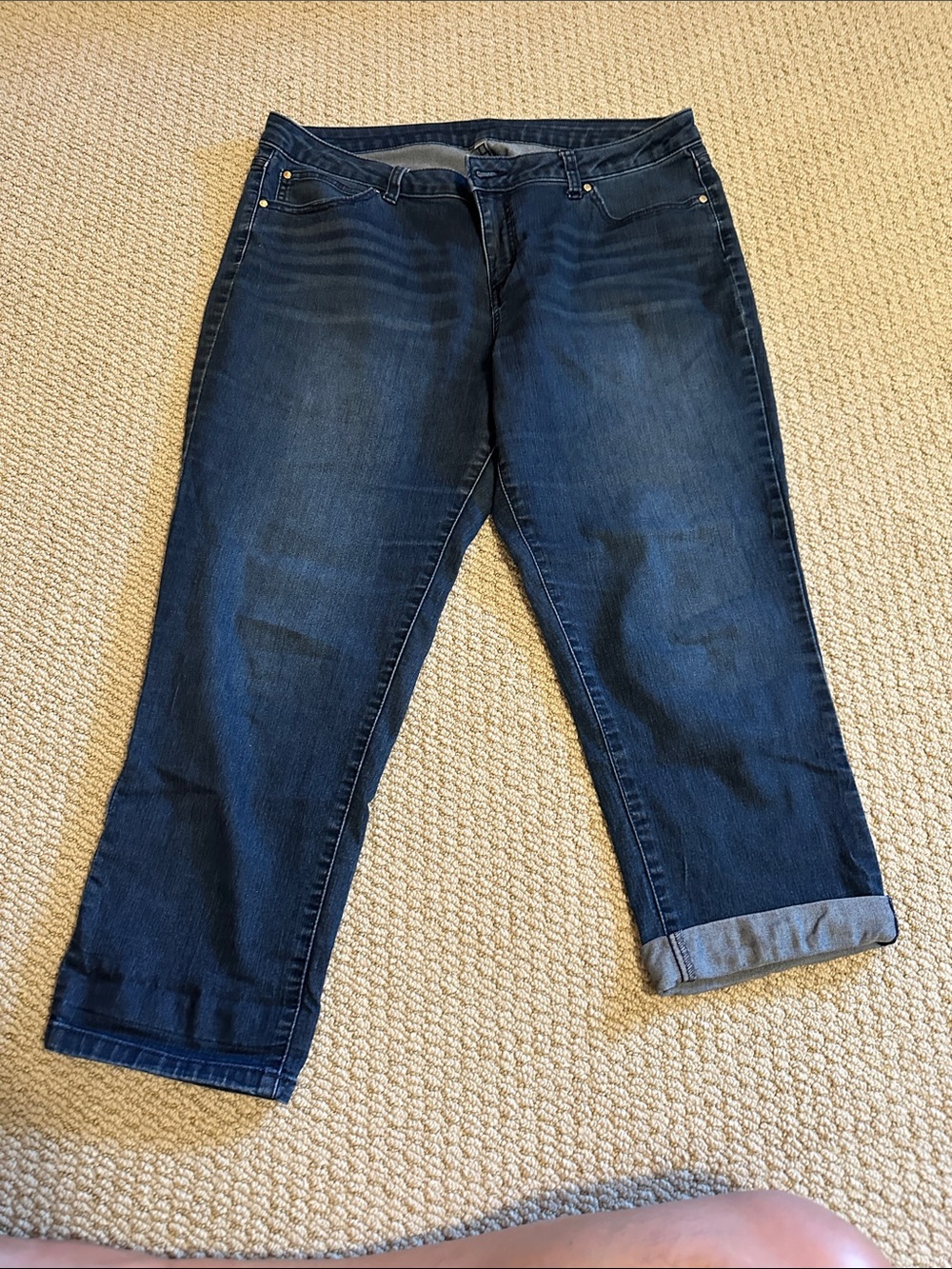 Jennifer Lopez Classic Dark Wash Women’s Capri Jeans - Blue sz16 stretchy